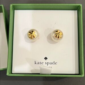 Kate Spade Gold Floral Cream Stud Earrings